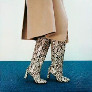 ZARA Snakeskin Knee High Block Heel Boots Size 38 / 7.5 - 8